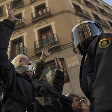Ισπανία: Αυστηρές ποινές σε όσους διαδηλώνουν!