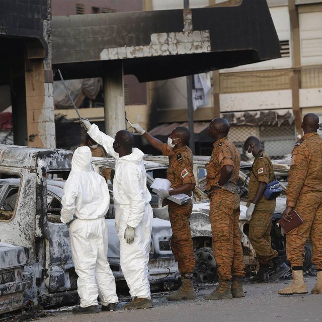 Πολύνεκρη τρομοκρατικό χτύπημα σε ξενοδοχείο στην Μπουρκίνα Φάσο