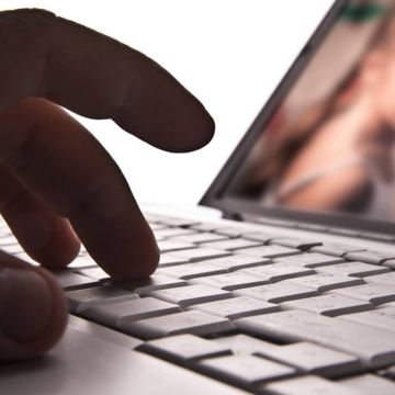Η Δίωξη εξιχνίασε 4 υποθέσεις πορνογραφίας ανηλίκων μέσω διαδικτύου