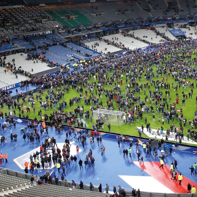 Ήρωας σεκιούριτι εμπόδισε βομβιστή στο Stade de France