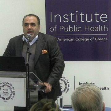 Σφακιανάκης: Αρπακτικά στο διαδίκτυο, κίνδυνοι για μικρά παιδιά