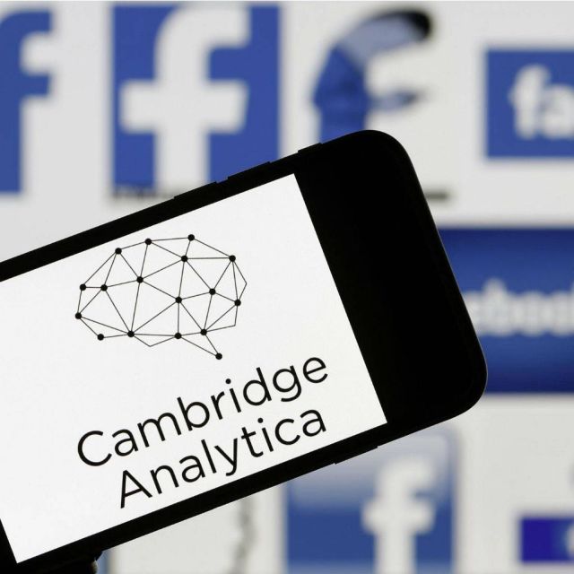 Πρόστιμο μαμούθ στο Facebook για το σκάνδαλο της Cambridge Analytica