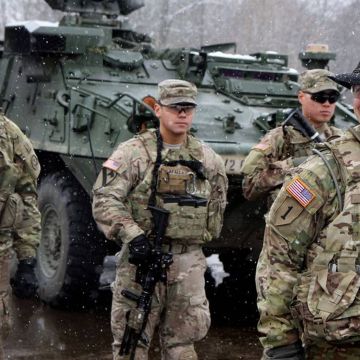 Αμερικανοί κομάντος εκπαιδεύουν ειδικές δυνάμεις στη Βαλτική