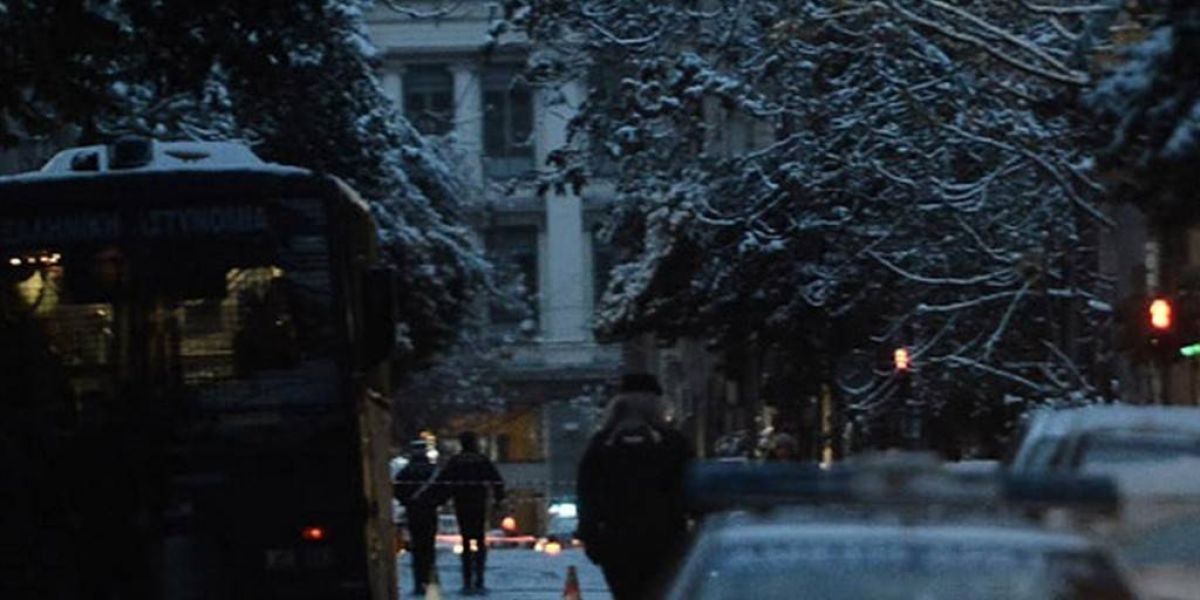 Αιματηρό χτύπημα με καλάσνικοφ στα γραφεία του ΠΑΣΟΚ