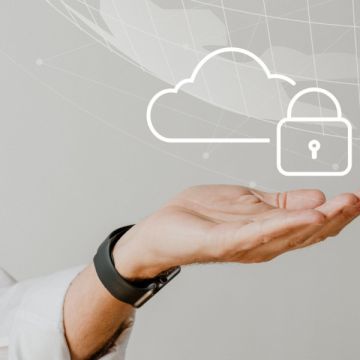 Σημαντική ανάπτυξη γνώρισε το cloud το 2025 λόγω της Τεχνητής Νοημοσύνης