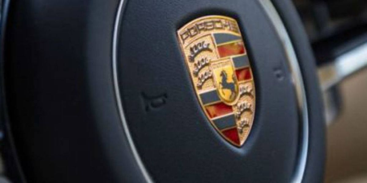 Porsche και UPS κλείνουν το μάτι στα αυτόνομα οχήματα