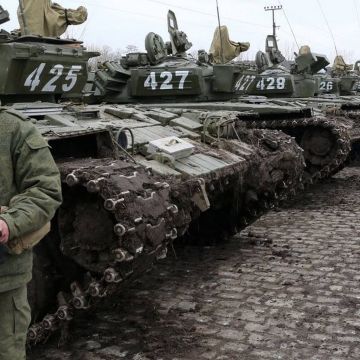 Χιλιάδες Ρώσοι στρατιώτες στα σύνορα της Βαλτικής