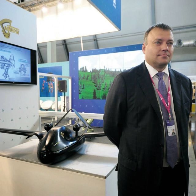 Η Ρωσία κατασκευάζει φλογοβόλα οπλισμένα drones