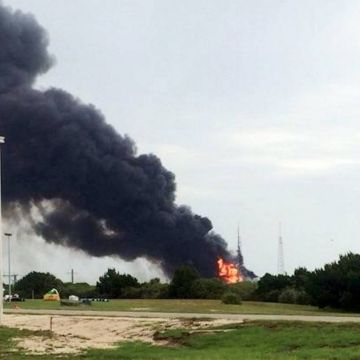 Έκρηξη διαστημικού πυραύλου συγκλόνισε το Κέιπ Κανάβεραλ