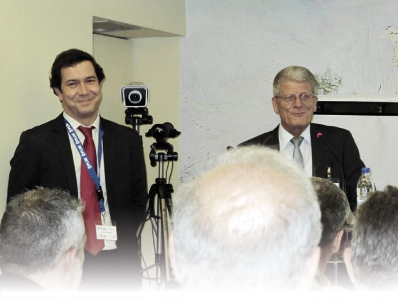 0692a4e584defe6544ca2abbf7dd2502 XL 1e656505