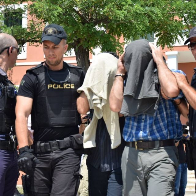 Στην υπηρεσία ασύλου οι οκτώ Τούρκοι στρατιωτικοί