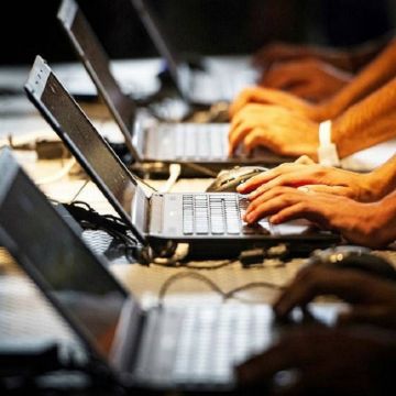 Δίωξη Ηλεκτρονικού Εγκλήματος: Συμβουλές για να μην σας πιάσουν «κορόιδο» ενόψει διακοπών