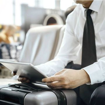 8 cybersecurity tips για όσους κάνουν συχνά επαγγελματικά ταξίδια