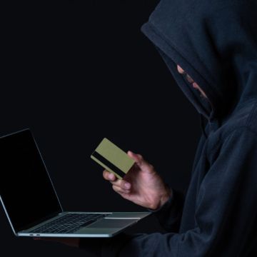 Πως γινόμαστε εύκολος στόχος απάτης με το AI και την δύναμη των ανοιχτών πληροφοριών σε λάθος χέρια