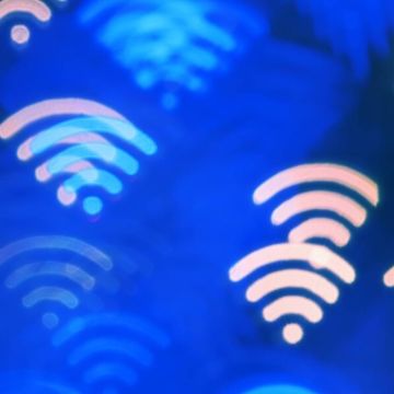 Wi-Fi: Έλληνας δημιούργησε μετα-υλικό που ενισχύει σημαντικά το σήμα