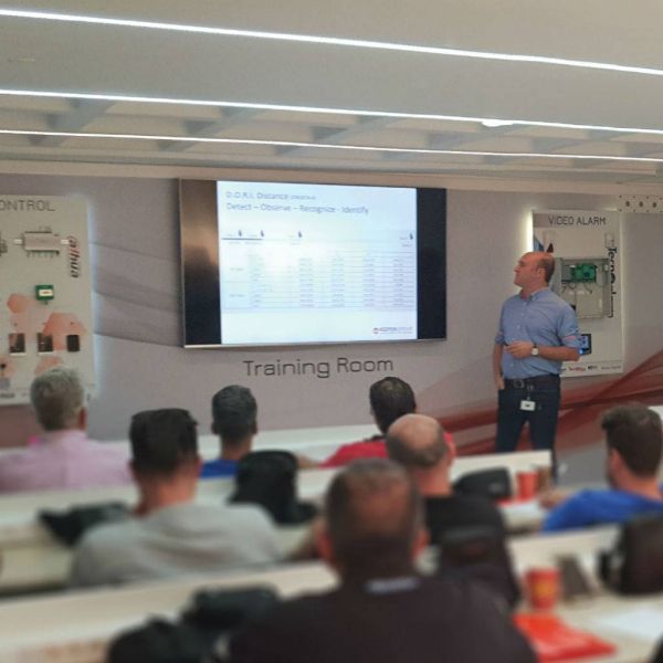 311c2d9a9ca3cf14ee5f7b30373d50e3 XL 2410ce3e