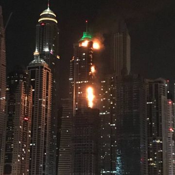 Φωτιά σε ουρανοξύστη 86 ορόφων στο Ντουμπάι