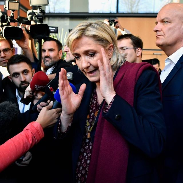 Η Λεπέν πλήρωνε τον σωματοφύλακά της με χρήματα της ΕΕ