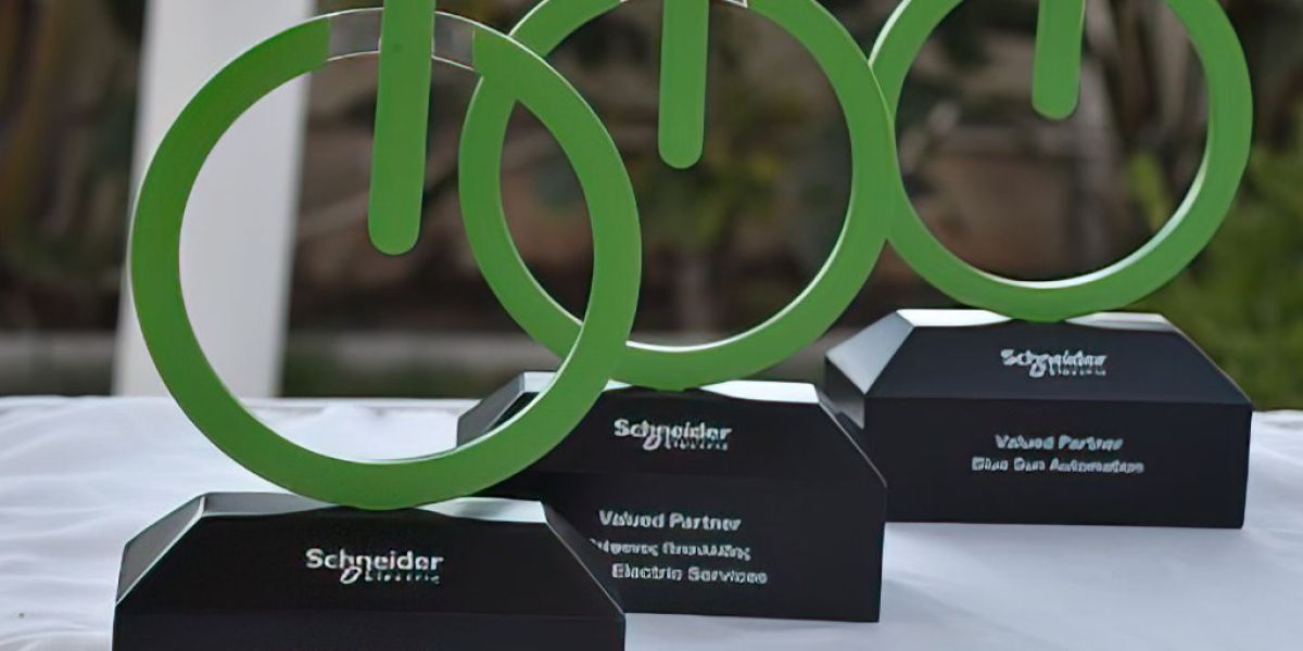 Δυναμική η παρουσία της Schneider Electric στην Κύπρο, με ένα event αποκλειστικά για το δίκτυο συνεργατών της