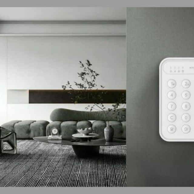 RoomBanker Alarm Keypad: Ασύρματο πληκτρολόγιο συναγερμού με minimal σχεδιασμό