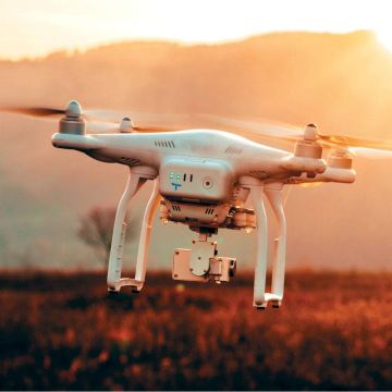 Στα $129 δισ. οι παγκόσμιες δαπάνες σε ρομποτικά συστήματα και drones