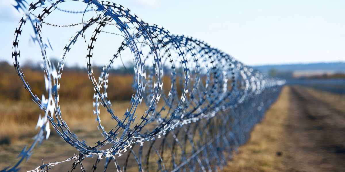 fence alpha 3297749f