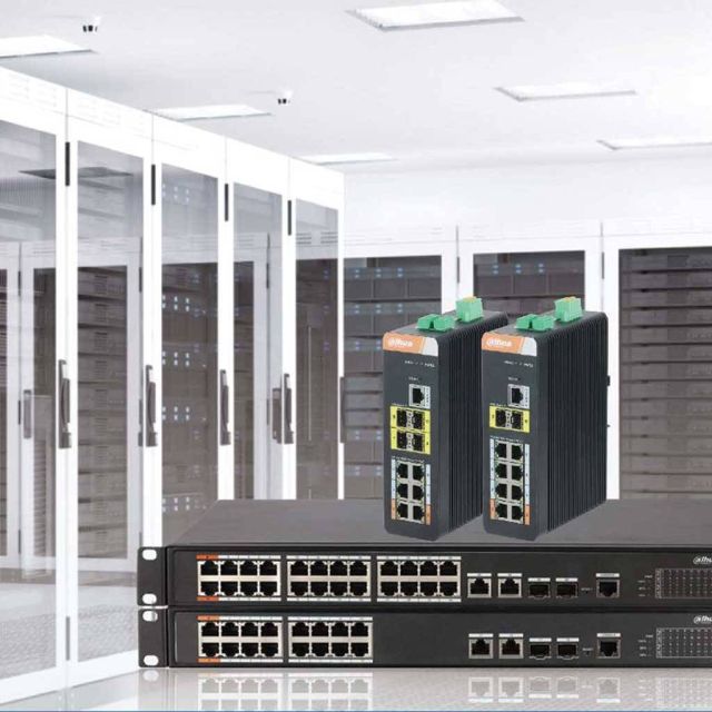 Βιομηχανικά PoE Switches