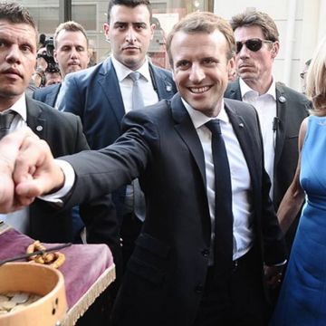 Πώς ο Μακρόν έκανε άνω κάτω την ασφάλειά του