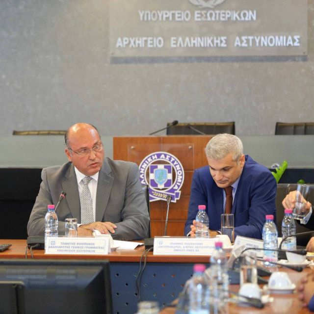 ΟΝΕΧ: Δωρεά ηλεκτρονικού εξοπλισμού στην ΕΛΑΣ