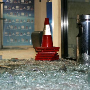 Γκαζάκια σε εταιρεία σεκιούριτι στην Πεύκη