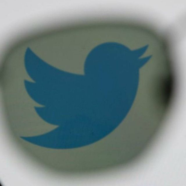 Το Twitter στέλνει μηνύματα για διαρροή προσωπικών μηνυμάτων