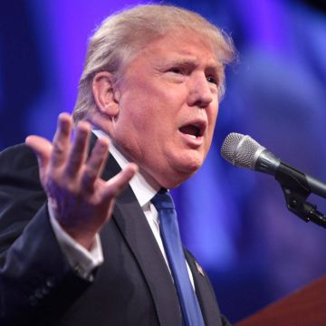 Τραμπ στην Apple: “Κατασκευάστε τα προϊόντα σας στις ΗΠΑ”!