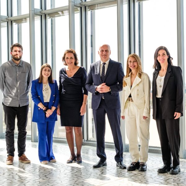 photo 1 102 482940df