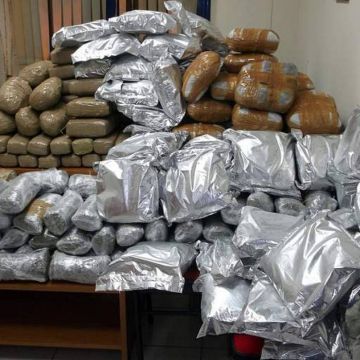 Κατασχέθηκαν 300 κιλά κάνναβης στις Πρέσπες