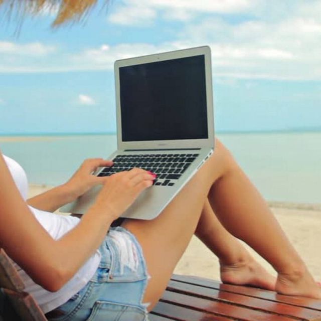 ESET: Συμβουλές για ηλεκτρονική ασφάλεια και στις διακοπές