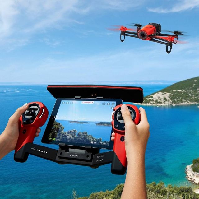 Σε λειτουργία το online σύστημα της ΥΠΑ για τα drones