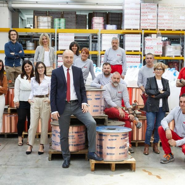 f3d2f5ec4d6a5574fa229775ebff4685 XL 51978d61