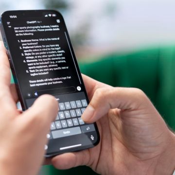 Οι χάκερς χρησιμοποιούν ως εργαλείο το ChatGPT για να παραβιάσουν διάφορους χρήστες