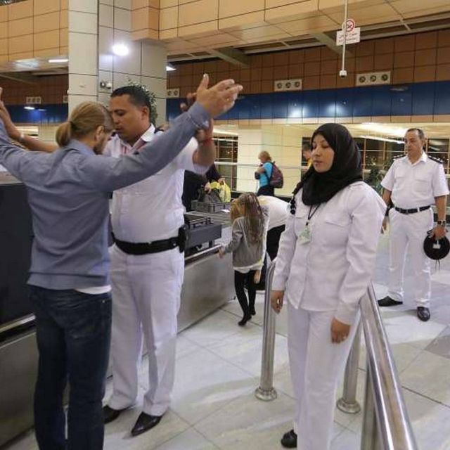 Συμφωνία ασφάλειας αεροδρομίων υπογράφουν Μόσχα- Κάιρο