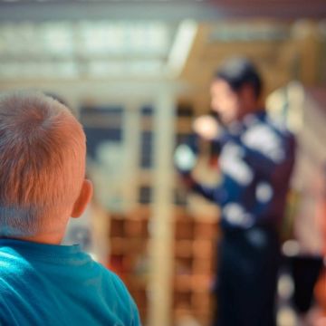 Δικογραφία για πορνογραφία ανηλίκων μέσω διαδικτύου