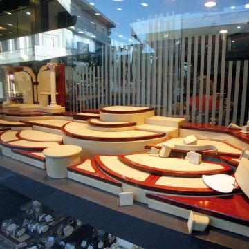 Εξαρθρώθηκε διεθνής εγκληματική οργάνωση που έκλεβε κοσμηματοπωλεία στα Χανιά