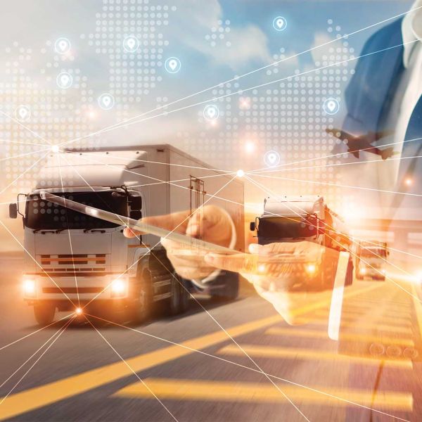 man use tablet logistic network distribution smart transportation networking logistics 5d14861e