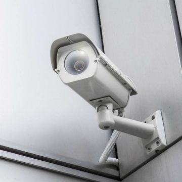 Προσωπικά δεδομένα και κορωνοϊός: Μπορούν τα νοσοκομεία να χρησιμοποιούν κάμερες σε θαλάμους και ευρύτερους χώρους;