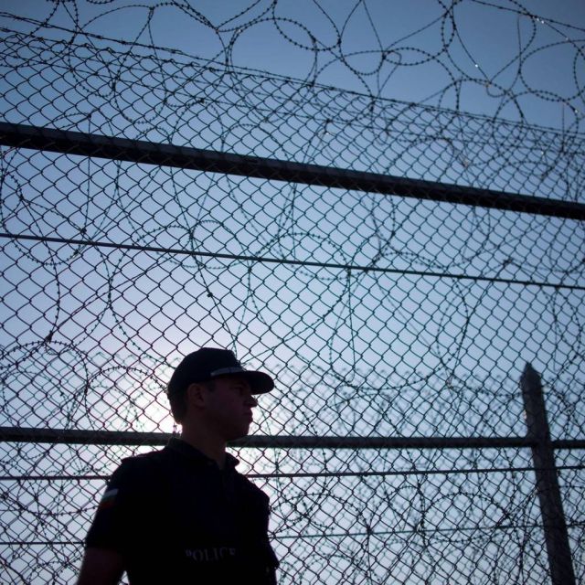 Φράχτη πάνω από 100 χλμ. υψώνει η Βουλγαρία