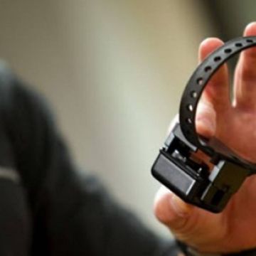 Η πρώτη απόδραση κρατουμένου με… βραχιολάκι