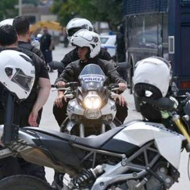 Μεγάλη αστυνομική επιχείρηση στο Μενίδι