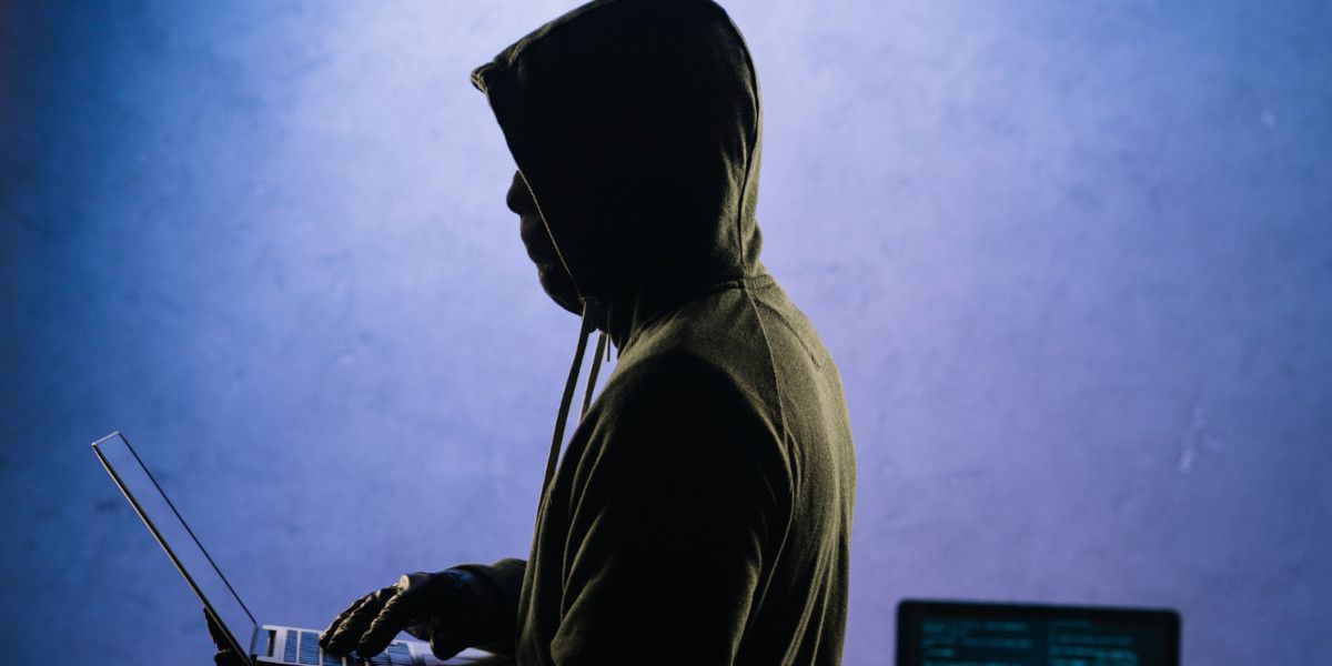 oikonomiki apeilh 7e7b8ada