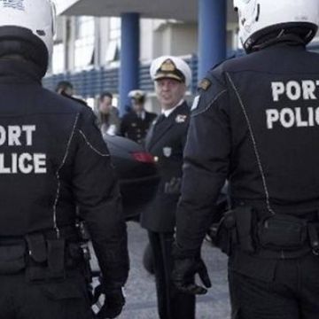 Στο Λιμενικό με… πανελλαδικές εξετάσεις