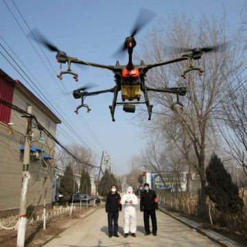 Κίνα: εκατοντάδες drones στους δρόμους λόγω κορωνοϊού