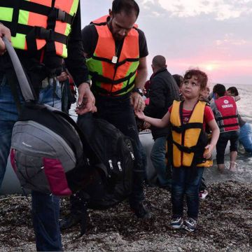 Σε ένα μήνα έτοιμα τα "Hotspots" σε Ελλάδα και Ιταλία